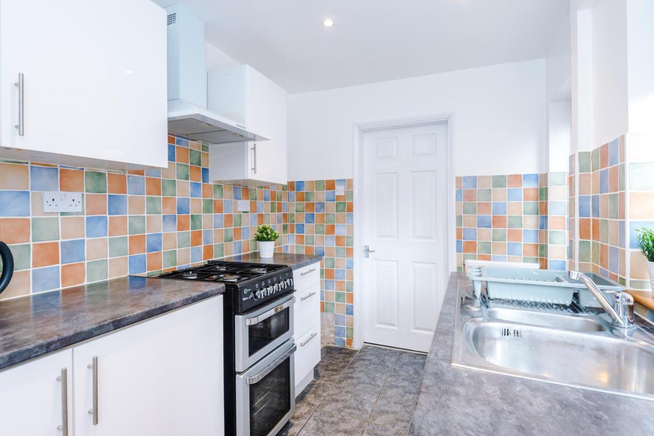Harley House - Spacious Home With Free Netflix & Parking By Rocketbnb Coventry Bagian luar foto