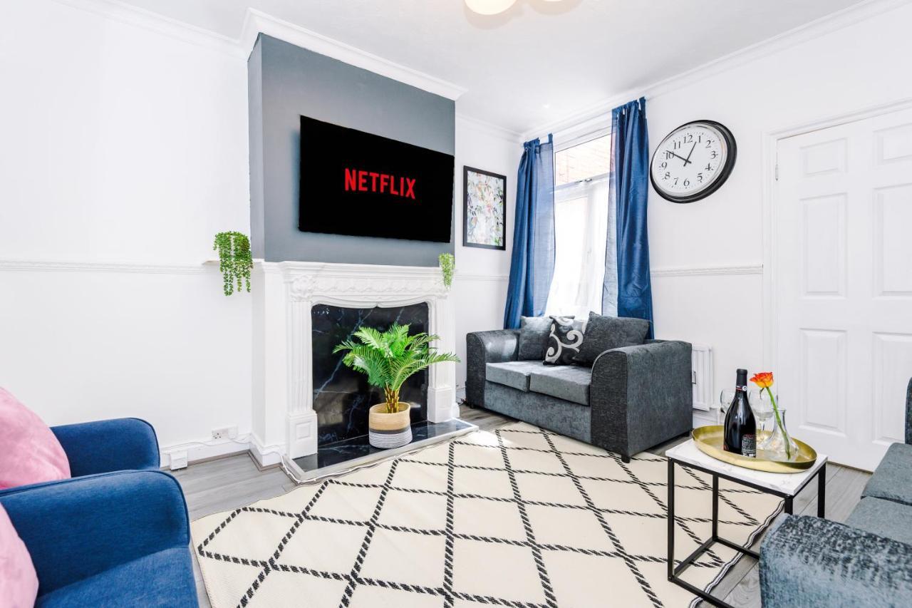 Harley House - Spacious Home With Free Netflix & Parking By Rocketbnb Coventry Bagian luar foto