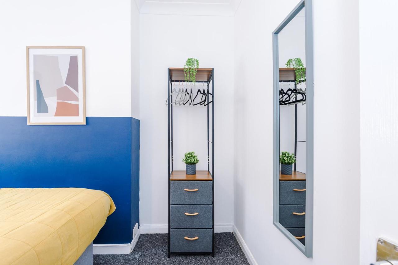 Harley House - Spacious Home With Free Netflix & Parking By Rocketbnb Coventry Bagian luar foto