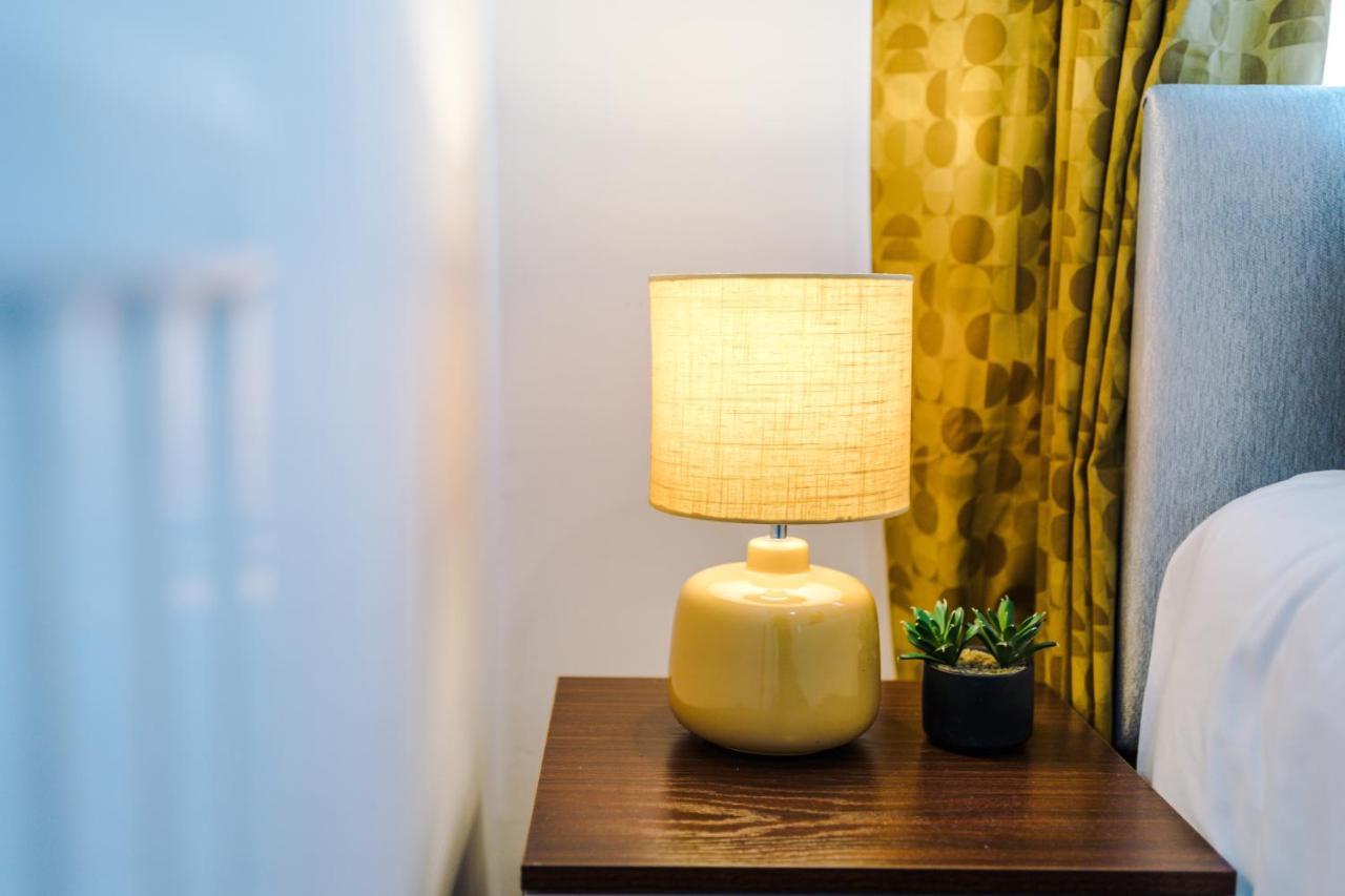 Harley House - Spacious Home With Free Netflix & Parking By Rocketbnb Coventry Bagian luar foto